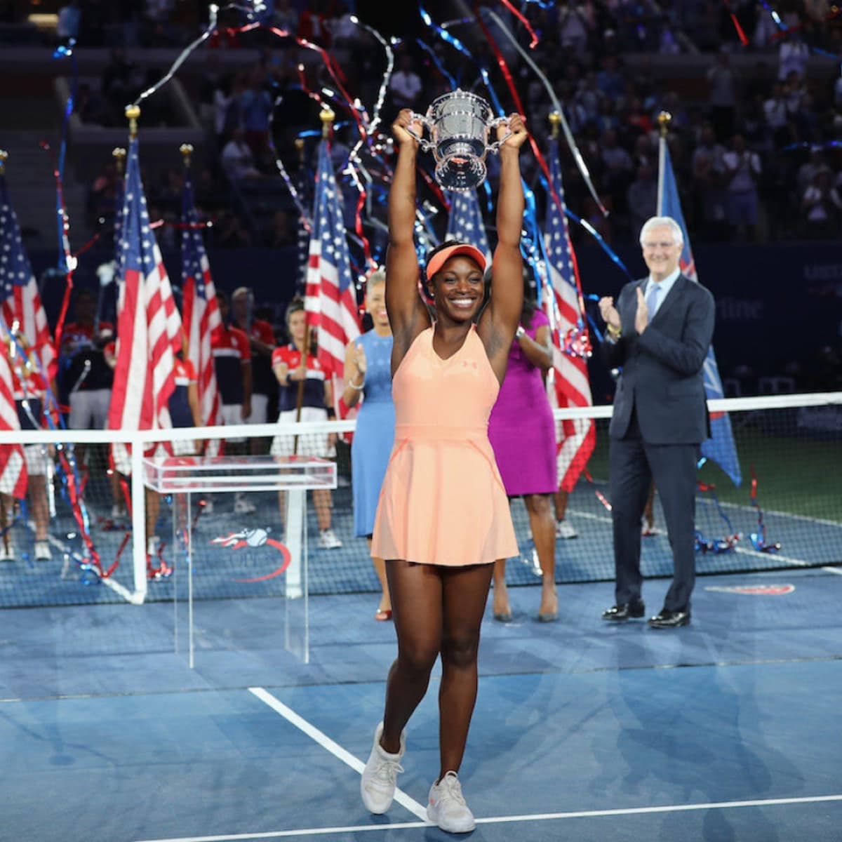 Sloane Stephens lifting the US Open trophy